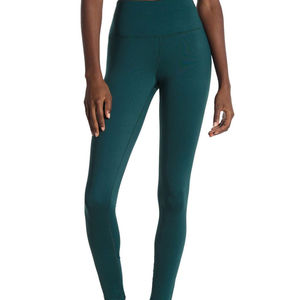 Leggings pour femmes à la mode vêtements de sport taille haute jambières d'entraînement confortable Gym Yoga Legging vente en gros de haute qualité - Product Image 2