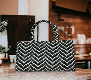 Nappe de robe en tissu jacquard à prix d'usine Textile de maison-Technique tissée de concepteur personnalisé quantité minimale de commande bas-pour garçons et filles - Product Image 1