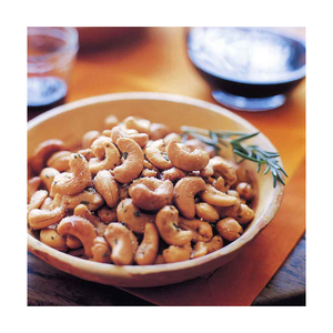 Cashew <b>nuts</b> accessible in substantial quantity for bulk acquisition and retail supply - Product Image 1