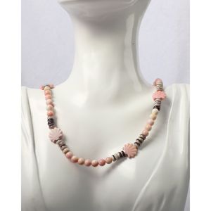 Collar de Concha Natural de Caracola Reina Wampum - Cadena para Regalo de Boda - Product Image 2