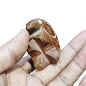 Statues d'éléphant en bois Figurine Sculpture d'éléphant sculptée à la main Statues Accents décoratifs au prix le plus bas - Product Image 6