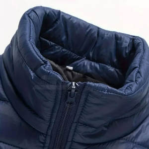 Vestes d'hiver matelassées pour hommes, style personnalisé, écologiques, respirantes, en nylon/polyester, col montant, logo sur le devant, haute qualité, vente en gros - Product Image 2