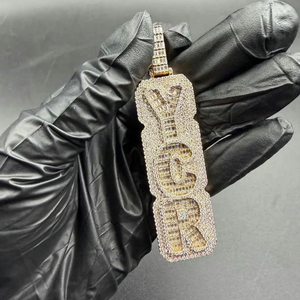 Colgante Personalizado con Letra en Plata de Ley 925 con Incrustaciones de Diamantes Moissanite, Estilo Hip Hop Brillante, para Uso Unisex - Product Image 6