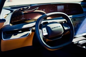 LISTO PARA ENVIAR: LUC-ID GRAVITY 2026, DOBLE MOTOR, TRACCIÓN EN LAS CUATRO RUEDAS, ALTAMENTE EQUIPADO - Product Image 4