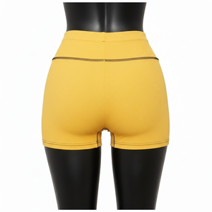 Shorts deportivos para mujer, 240 GSM, tela premium de poliéster y spandex, color amarillo, corte atlético, logotipo bordado. - Product Image 2