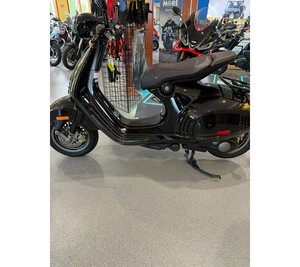 Nouvelle Marque 2026 Scooter de Collection Édition Limitée <span class=keywords><strong>946</strong></span> Horse ASR Traction Selle en Cuir Véritable Certifiée EPA&ECE - Product Image 5