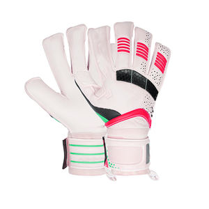 Gants de gardien de but de football professionnels personnalisés, matériau en latex de haute qualité pour une utilisation en extérieur, pour adultes et enfants, par Ako - Product Image 1