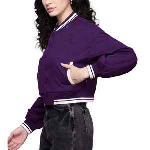 Chaqueta Universitaria Corta Premium para Mujer con Mezcla de Lana Suave, Exterior de Algodón Transpirable, Mangas Duraderas y Diseño Reversible - Product Image 4
