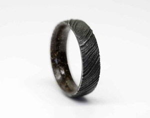 Anillo de Cuerno de Búfalo Ecológico, Elegante y Único, Joyería Artesanal con Belleza Natural y Precisión de saniya handicraft - Product Image 2