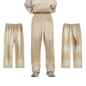 Pantalones Deportivos para Hombre Sun Fade, 100% Algodón Puro, Estilo Urbano, con Tecnología de Impresión DTG, Se Pueden Agregar Otros Procesos - Product Image 5