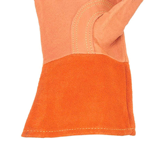 Venta al por mayor de guantes de soldadura de cuero de piel de cabra negro de calidad superior/Nuevo último diseño 2025 Guantes de soldadura - Product Image 4