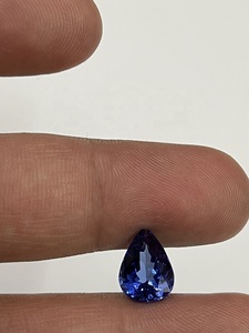 Loupe en forme de poire de couleur Fine et de qualité en Tanzanite naturelle, parfaitement fabriquée, pierre précieuse en vrac de 4.22 carat par Sadiya International - Product Image 4