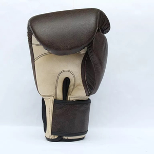 Guante de boxeo de gran oferta hecho de cuero de vaca de primera calidad en colores personalizados y diseño sin logotipo Guante de boxeo de entrenamiento - Product Image 2
