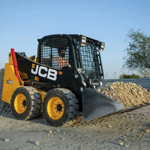 รถตักล้อยาง JCB 155 มินิสกิดสเตียร์ ขนาด 2.84 เมตร พร้อมปั๊มไฮดรอลิก รับน้ำหนักได้ 15 ตัน เครื่องยนต์กำลัง 37 กิโลวัตต์ - Product Image 1