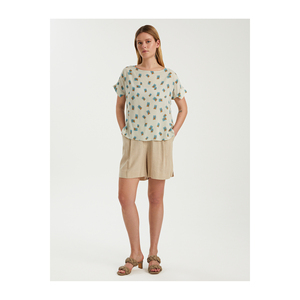 Blusa de Doble Manga para Mujer con Detalle en la Espalda - Diseño de Camisa Moderno - Product Image 1