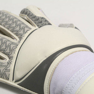 Guantes de fútbol de portero ligeros de alta calidad Guantes de fútbol de portero juvenil más vendidos - Product Image 3