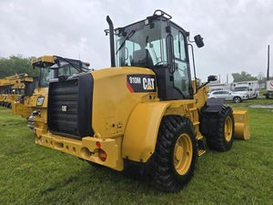 รถตัก CAT 910m พร้อมปั๊มเกียร์เครื่องยนต์และมอเตอร์ - ประสิทธิภาพสูง กำลัง 74 กิโลวัตต์ น้ำหนักบรรทุก 8643 กิโลกรัม สำหรับงานยกหนัก - Product Image 3