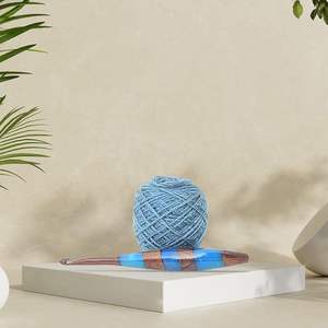 Crochet en bois classique, apprécié des artisans expérimentés, crochet en bois pratique pour les voyages, léger et compact à bas prix - Product Image 3