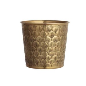 <span class=keywords><strong>Vaso</strong></span> fioriera in metallo a coste di lusso moderno <span class=keywords><strong>per</strong></span> interni decorativi <span class=keywords><strong>per</strong></span> esterni porta fiori elegante <span class=keywords><strong>vaso</strong></span> <span class=keywords><strong>per</strong></span> sala ufficio <span class=keywords><strong>balcone</strong></span> - Product Image 4