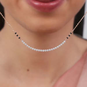 Ensemble de bijoux traditionnels fins Suchitra diamant Mangalsutra or Rose minimaliste fiançailles fonctions de mariée anniversaire - Product Image 6