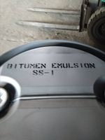 Bitume Cutback MC30, ciment bitumineux combiné à un diluant pétrolier à volatilité intermédiaire, grades MC-30, MC-70, MC-250, M
