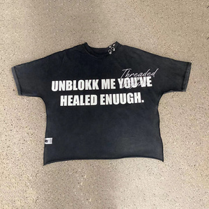 Camiseta personalizada con estampado gráfico de peso pesado High Street Vintage Oversize Boxy Fit tejido de punto cuello completo camisetas con estampado corto - Product Image 4