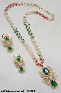 CONJUNTO DE COLGANTE DE DIAMANTE americano COLGANTE AMERICANO TRADICIONAL Y CONJUNTO DE COLGANTE CLÁSICO CHAPADO EN ORO PARA MUJER Y NIÑA Y CONJUNTO DE JOYERÍA - Product Image 4