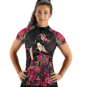 T-shirt de sport unisexe Rashguard à manches courtes, sensation thermique, séchage rapide, écologique, en spandex/polyester - Product Image 2