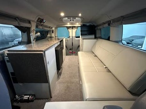 รถฟอร์ดทรานซิท 150 สปอร์ตโมบาย 4x4 ปี 2017 ได้รับการรับรองว่าสะอาด - Product Image 2