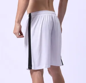 OEM personnalisé vêtements de sport pour hommes écologique laine Air Wear style football shorts de mer taille élastique motif décontracté conception solide - Product Image 2