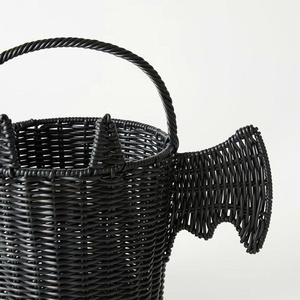 Panier d'Halloween en osier en forme de chauve-souris amusant et effrayant, fait à la main, pour le rangement des bonbons, pour les enfants et la décoration de la maison, en provenance du Vietnam - Product Image 2