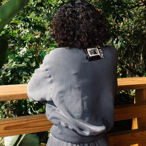 เสื้อฮู้ดผ้าฟลีซหนานุ่มแบบมีซิป ปักลายแพทช์ตามสั่ง รายละเอียดการปักแพทช์ คอลเลคชั่นสตรีทแวร์ฤดูใบไม้ร่วง ทรงโอเวอร์ไซส์ - Product Image 4