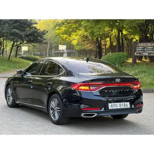 Hyundai Grandeur Berline IG Essence 2.4 Premium Automatique Boîte Manuelle Sièges en Cuir Intérieur Sombre Essence 2019 d'occasion - Product Image 5