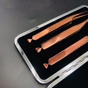 Pinzas de pestañas de plasma de oro rosa Agarre fuerte Pinzas de extensión de pestañas de acero inoxidable sólido Volumen profesional Belleza fina - Product Image 3