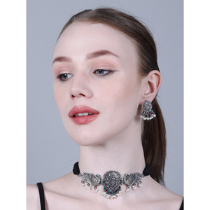 Boucles d'oreilles de soirée rondes en zircon motif paon - Product Image 4