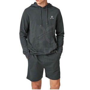 Ensemble deux pièces personnalisable sweat à capuche et short de survêtement pour femmes sweat à capuche et sweat-shirt pour hommes style décontracté avec logo - Product Image 3
