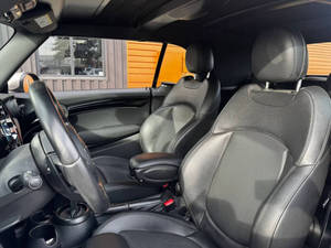 MINI Convertible C_ooper S 2024 USADO en Excelentes Condiciones - Product Image 3