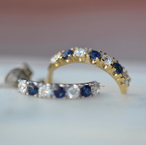 ต่างหูเงินแท้ประดับมอสซาไนต์ทรงกลมขนาด 2.2 มม. น้ำหนัก 0.42 กะรัต สีฟ้า ของขวัญสุดคลาสสิกสำหรับงานปาร์ตี้สำหรับผู้หญิง - Product Image 3