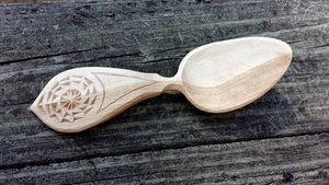 ABAJO CUCHARA DE MADERA TALLA Logotipo personalizado Utensilio de cocina de madera natural Cuchara sólida de madera de acacia para cocinar - Product Image 2