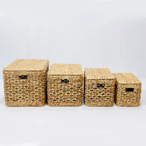 Panier de rangement en jacinthe d'eau artisanale du Vietnam pour le rangement du linge et les cadeaux de bébé par Artex Dong Thap - Product Image 3