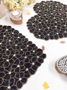 Mantel Individual de Lujo con Cuentas Hechas a Mano, Aspecto Elegante, Centro de Mesa Decorativo Dorado de Glowin Fashion - Product Image 6