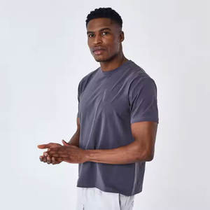 Nueva llegada personalizada al por mayor ropa de calle moda gimnasio fitness unisex al por mayor logotipo personalizado Top camiseta de moda para hombres - Product Image 6