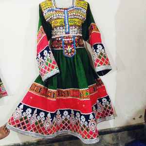 Robe régionale afghane de haute qualité pour femmes nouveau Design robe Kuchi afghane brodée à manches longues en bas quantité minimale de commande - Product Image 6