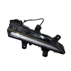 FEU DE PARE-CHOCS AVANT GAUCHE PEUGEOT 208 Série 9824241380 (19>) - Product Image 1