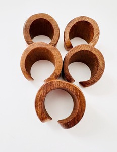 Admirable qualité vente chaude ronds de serviette en bois fête mariage anniversaire décoration logo personnalisé et tailles - Product Image 3