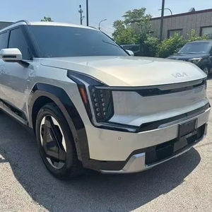 ใช้สำหรับรถยนต์ EV9 SUV ระบบขับเคลื่อนสี่ล้อ เบาะหนัง ยาง R17 ภายในสีเข้ม พวงมาลัยซ้าย - Product Image 1