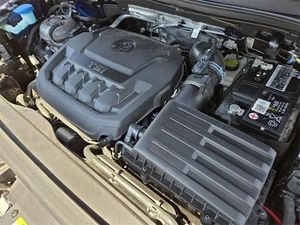 2023 Volkswagen Tiguan 2,0 T SEL R-Line - Product Image 4