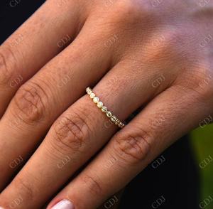 Anillo de Compromiso de Eternidad de Oro Amarillo Macizo con Diamantes Naturales de 0.45CTW con Engaste de Puntas, Anillo de Boda Clásico, Personalizable, Único y Apilable - Product Image 6