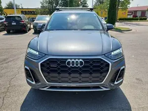 2022 Audi Q5 45 S line Premium - Product Image 3