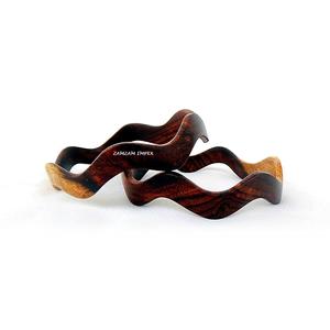 Novedad 2025: Par de Pulseras de Madera Redondas Marrón Pulido de Lujo, Modernas, para Mujer, con Temática de Ángel, Coleccionables - Product Image 1